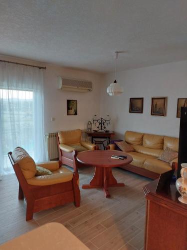 Guest House Planinic — 4-Star Luxury Hotel in Citluk, Bosnia and Herzegovina