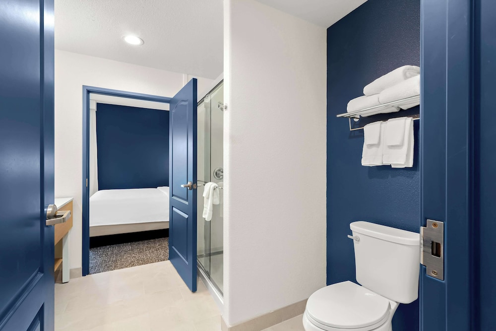 Spark by Hilton Missouri City - photo 31