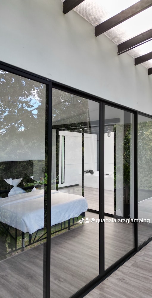 Guadalajara Glamping in Moniquira, Colombia