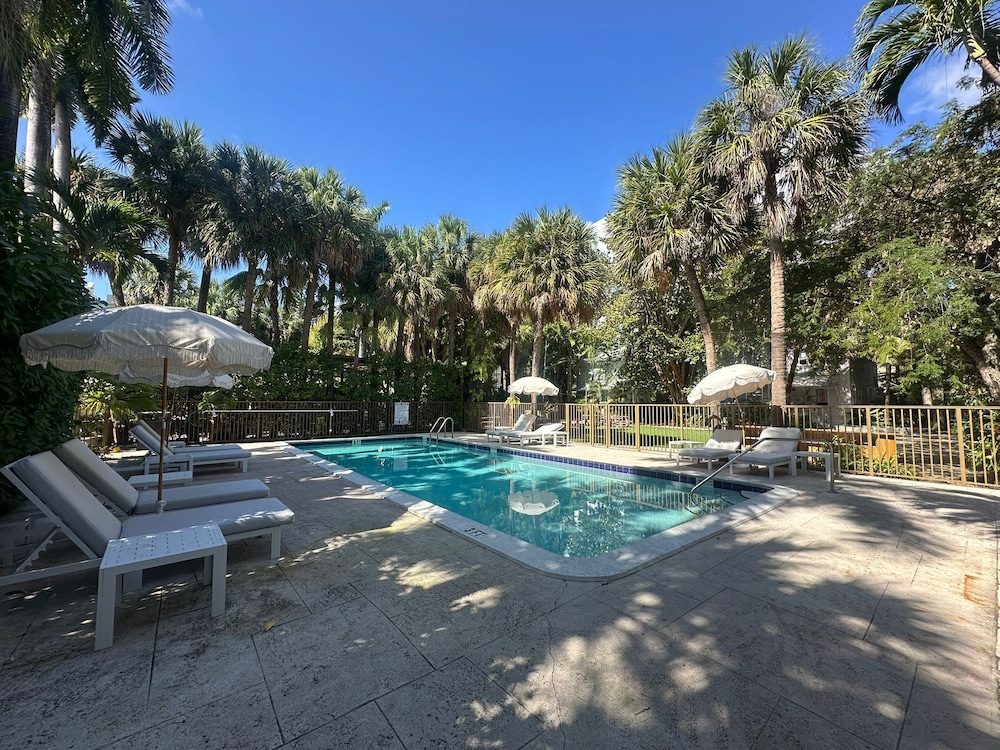 Miami River Inn by Renzzi - photo 63
