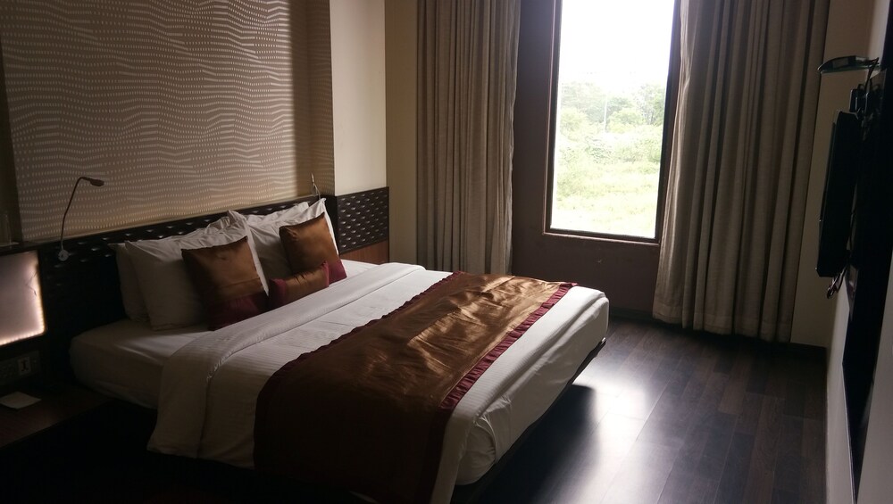 Fortune Inn Exotica Hinjawadi in Pune, India