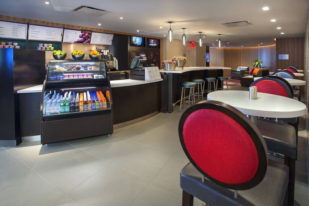 Courtyard by Marriott New York Manhattan Herald Square - photo 11