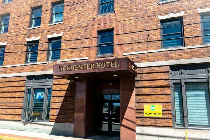 Rochester Hotel - photo 6