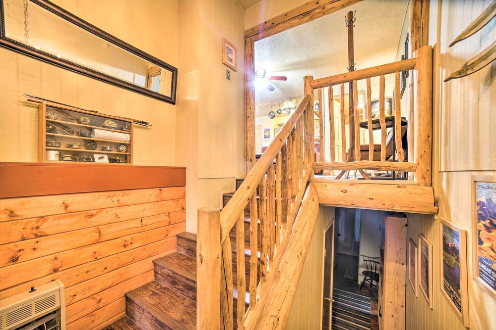 Rustic Condo w Patio: Walk to Angel Fire Resort - photo 17