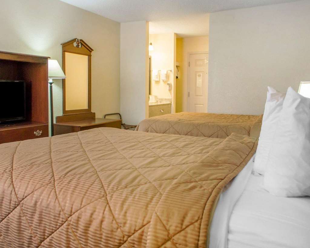 Quality Inn Broken Arrow Tulsa - photo 15