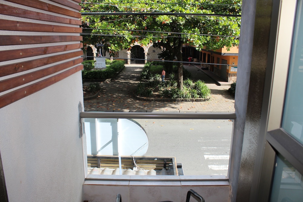 Hotel Palomares Del Sur — hotel in Itaguei