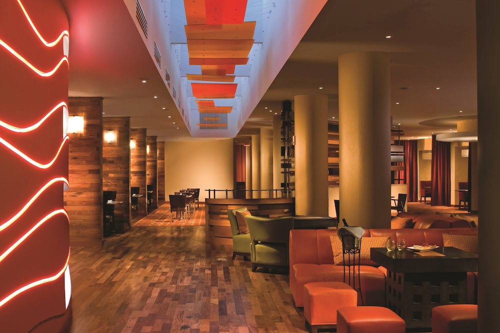 Courtyard by Marriott Miami Airport - photo 36