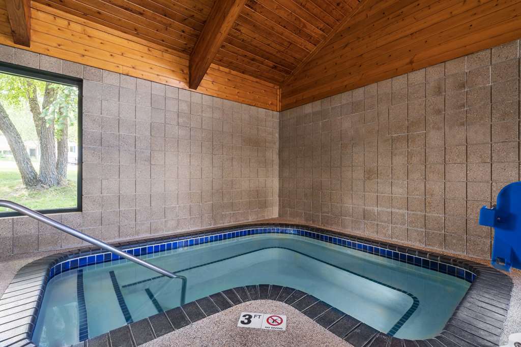 AmericInn by Wyndham Lake City - photo 3
