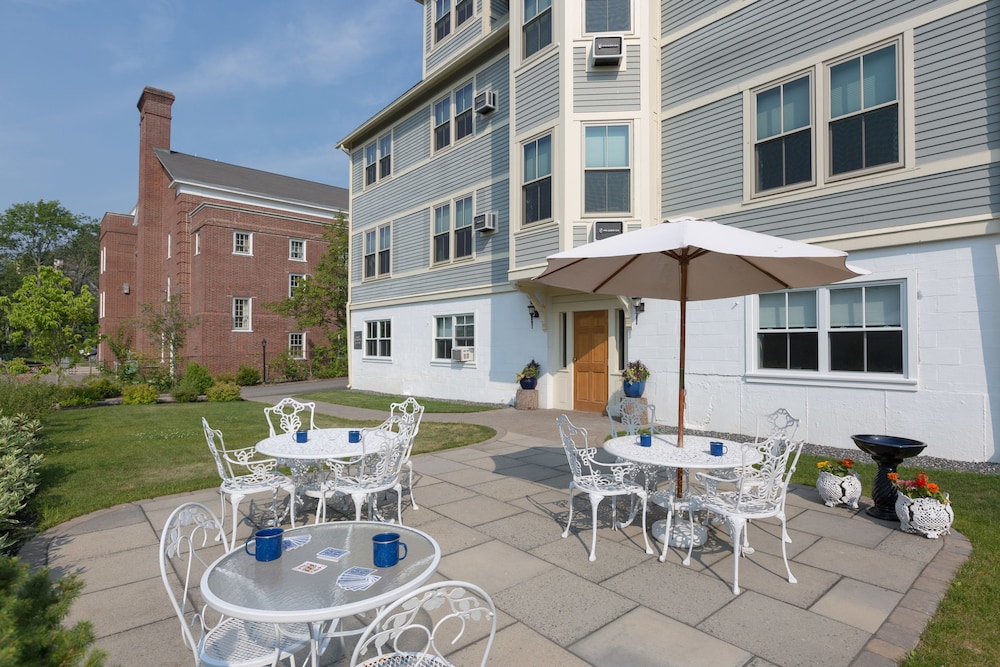 The Hotel Portsmouth - photo 41