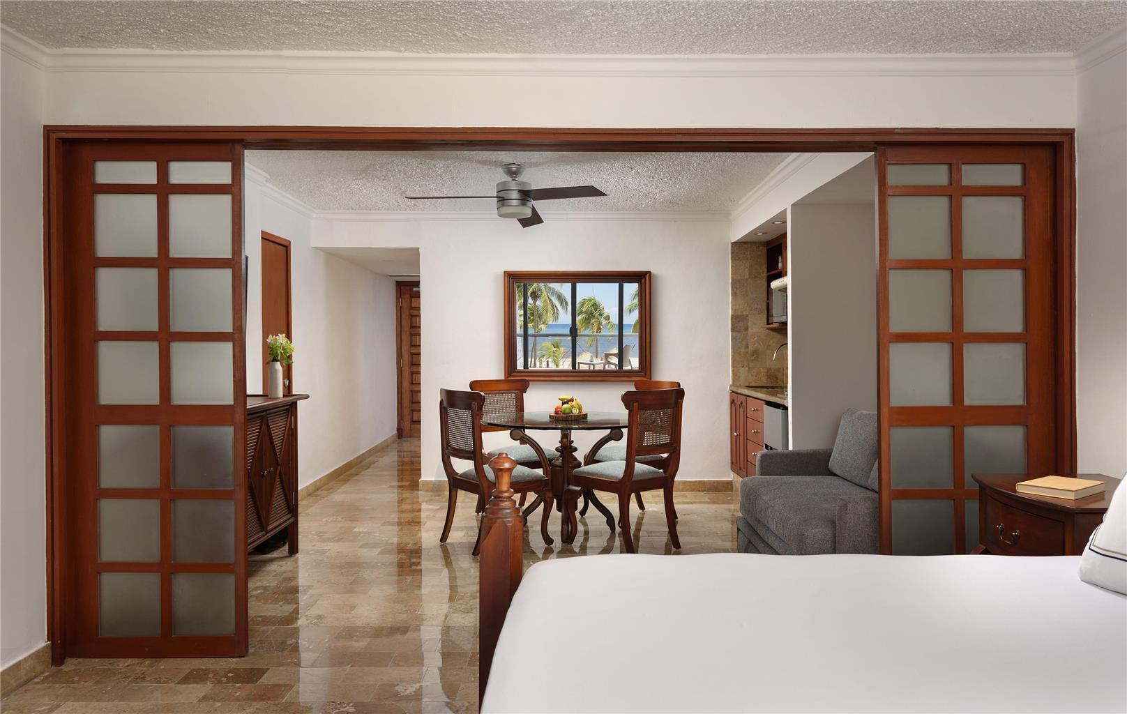 Guest room