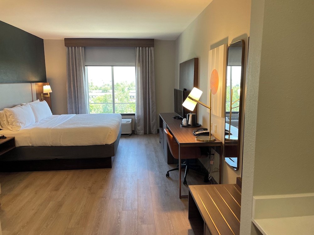 Holiday Inn Oklahoma City Airport by IHG - photo 7