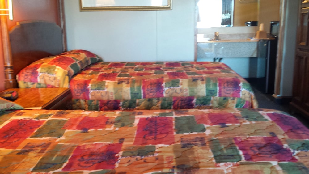 Carefree Inn Flatonia - photo 17
