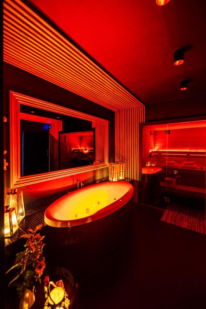 SPA Love Apartament Sauna Jacuzzi Romantyczny Apartament Dla Pary Z Prywatnym SPA — 4-Star Luxury Hotel in Zielona Gora, Poland