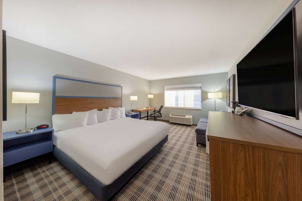 AmericInn by Wyndham Duluth - photo 20