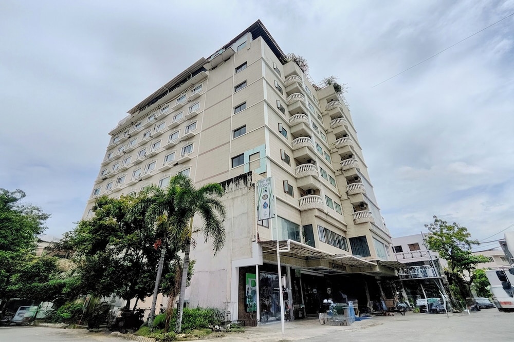 Hotel Essencia in Dumaguete, Philippines