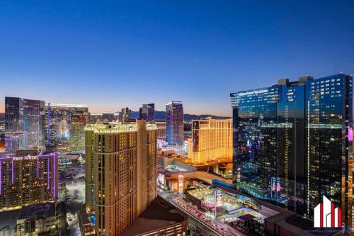 MGM Signature 36 705 F1 Track & Strip View Balcony