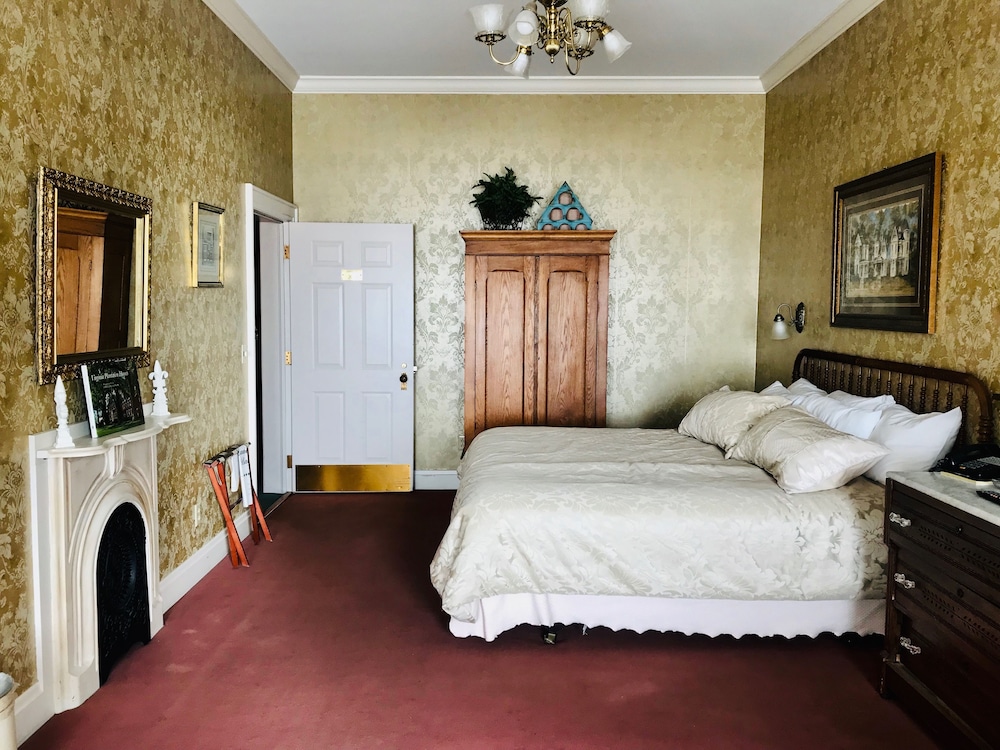 Kingsley Inn - photo 12
