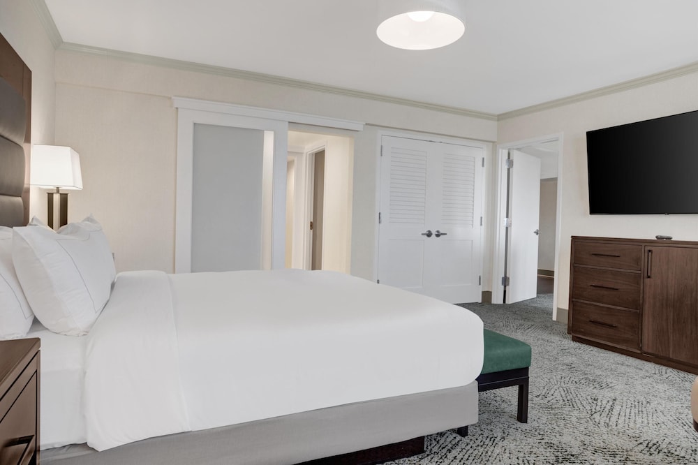 Hilton Arlington National Landing - photo 58