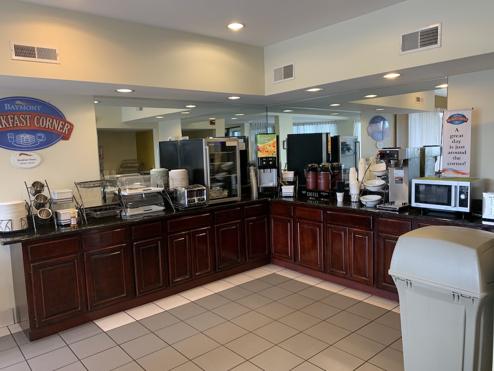 Baymont by Wyndham Cave City - photo 19
