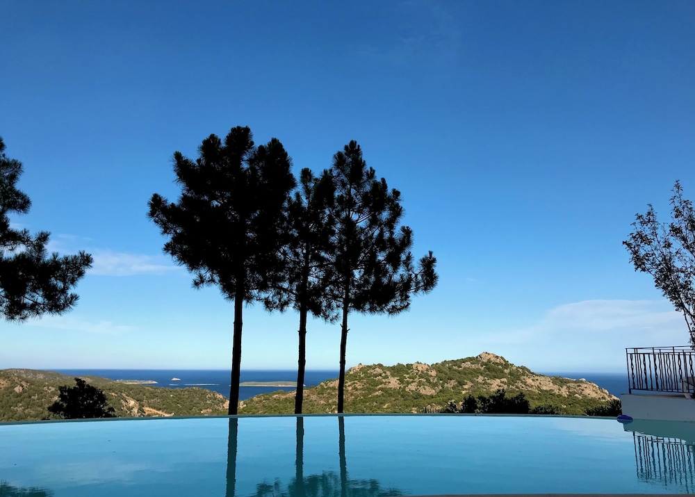 Résidence Pietra Di Sole — 4-Star Luxury Hotel in Porto-Vecchio, France
