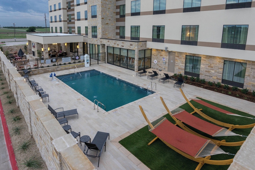Fairfield Inn and Suites by Marriott Lubbock Southwest - photo 14