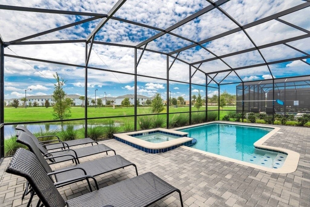 Storey Lake Resort 9 Bed Game theater Room 9 Bedroom Home by RedAwning - photo 47