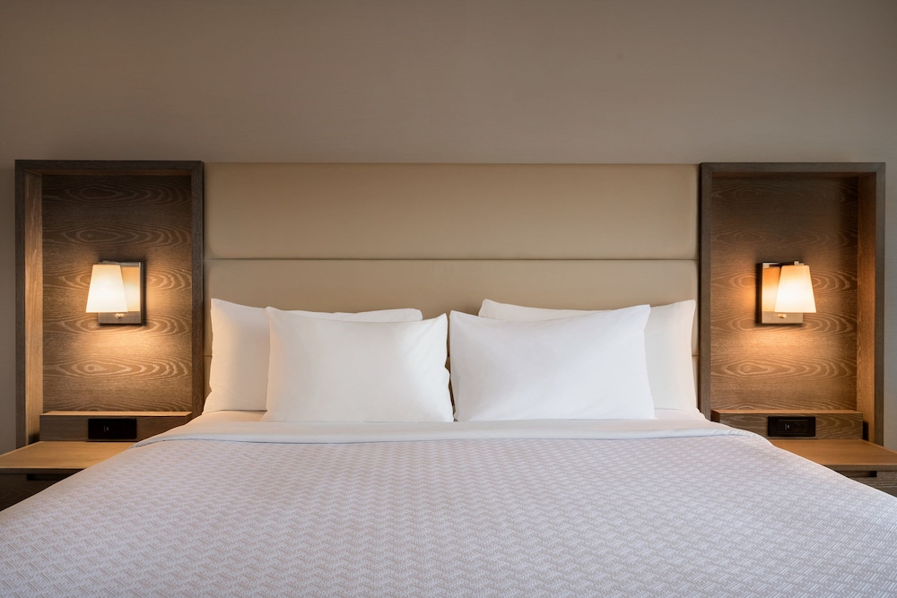 Crowne Plaza Englewood by IHG - photo 4