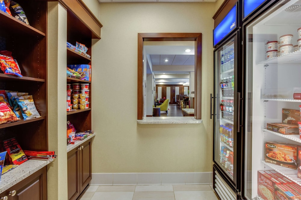 Hampton Inn Ozark - photo 27