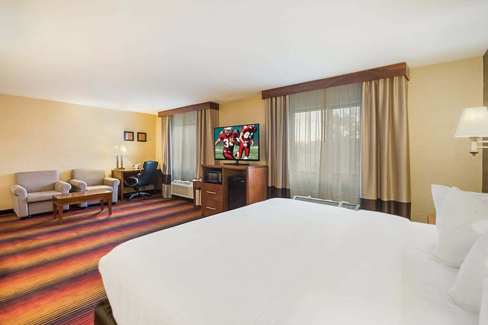 Red Roof Inn Fairfield - photo 10