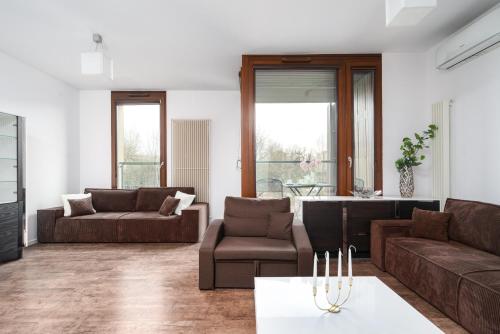 Urban Apartaments Great Location City Center Kolejowa — 4-Star Luxury Hotel in Warsaw, Poland