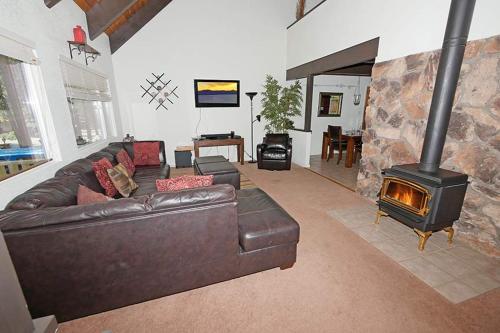 1519 Walkup By Redawning — South Lake Tahoe