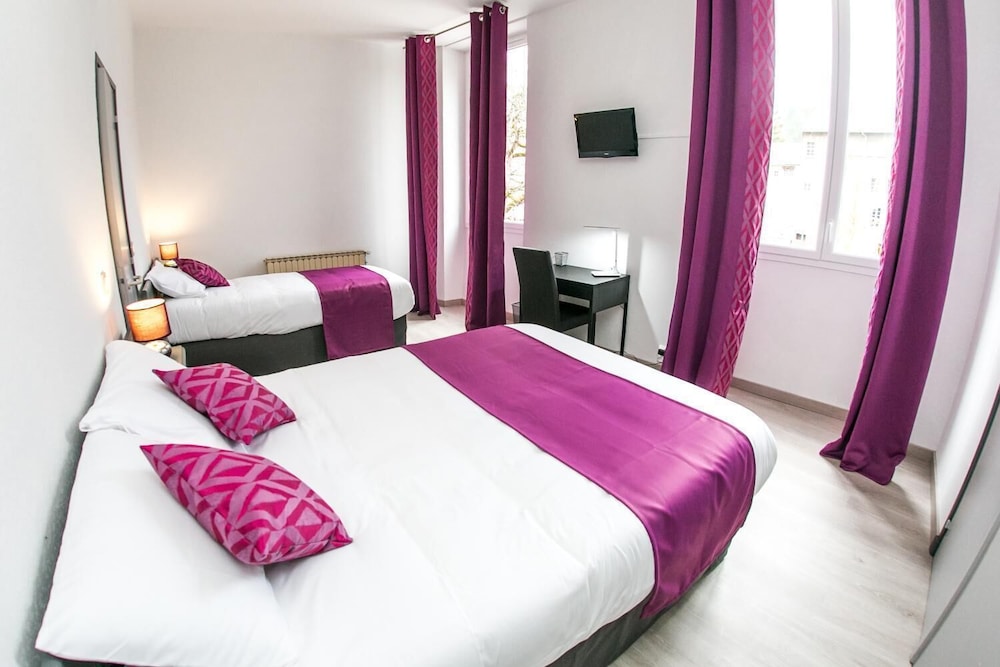 Grand Hotel de France in Meyrueis, France