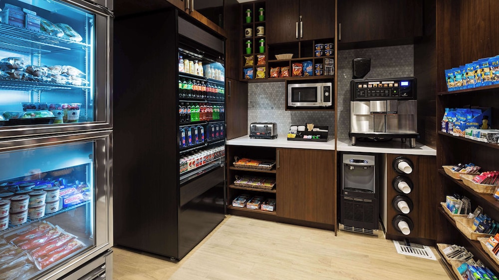 DoubleTree by Hilton San Diego Del Mar - photo 28