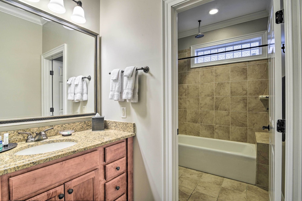 Anderson Creek Resort Condo on Golf Course with Pool - photo 3