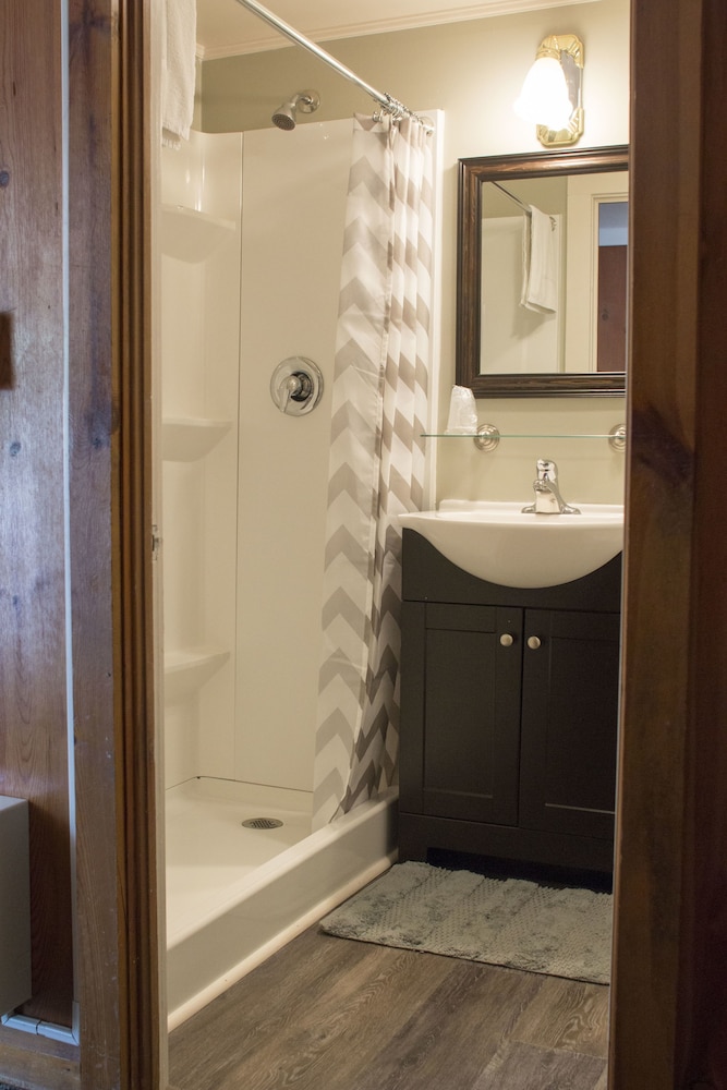 Fairweather Inn - photo 22