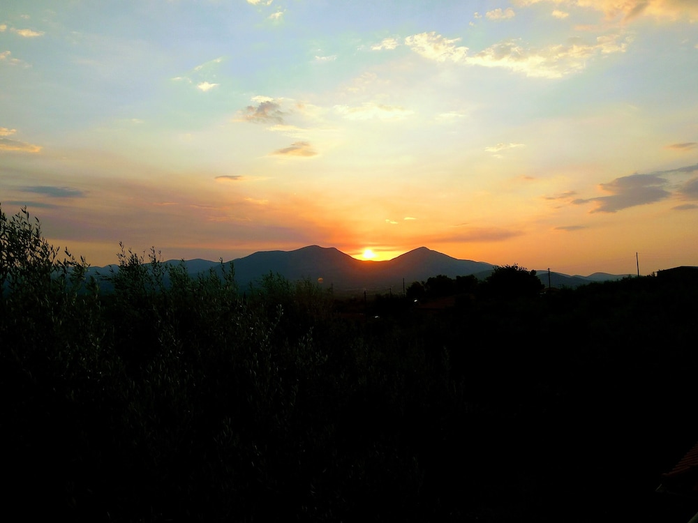 Beautiful & Cosy 5 bedroom Villa Peloponnese — 4-Star Luxury Hotel in Kalamata, Greece