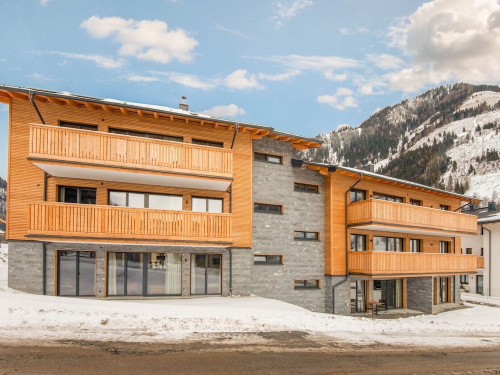 Golden Lodges Rauris Resort With ski Storage in Rauris, Austria