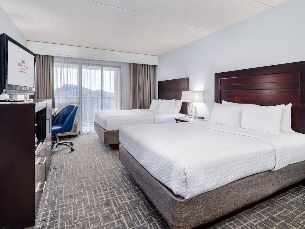 Crowne Plaza Milwaukee Airport by IHG - photo 20