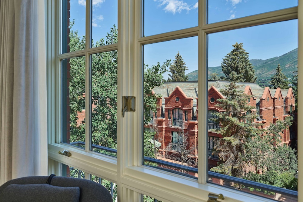 The St. Regis Aspen Resort - photo 29