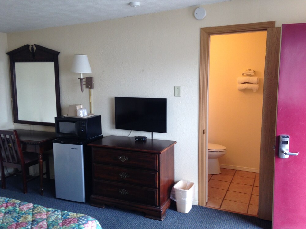 Greencastle Inn - photo 10