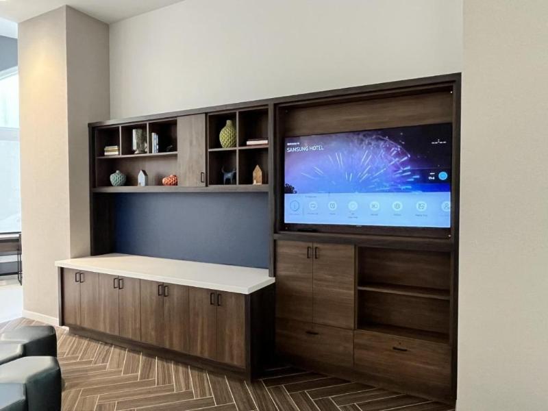 Home2 Suites by Hilton St. Louis Downtown - photo 10