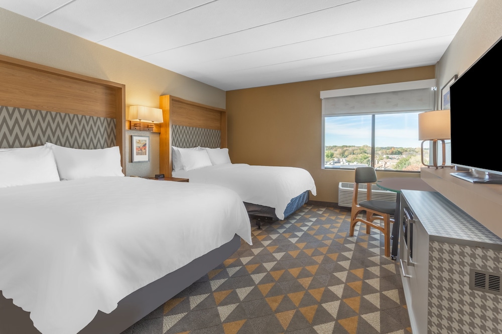 Holiday Inn Rockford by IHG - photo 16