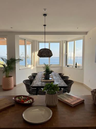 Villa Kartolina — 4-Star Luxury Hotel in Kastel Kambelovac, Croatia