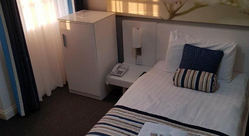 Riviera Hotel - last minute hotel in Weymouth