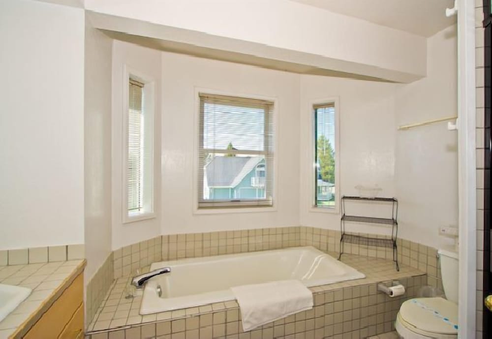 2136 Venice Dr. - photo 19