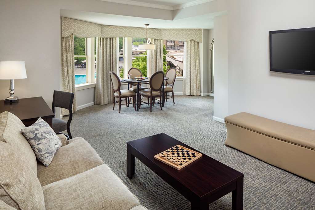 The Elms Hotel & Spa a Destination by Hyatt Hotel - photo 22