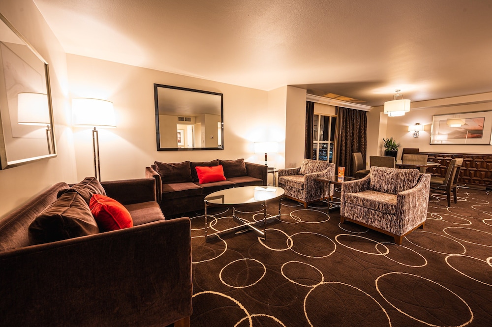 Sunset Station Hotel & Casino - photo 8