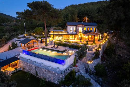 Villa Sharapova — 4-Star Luxury Hotel in Fethiye, Turkey
