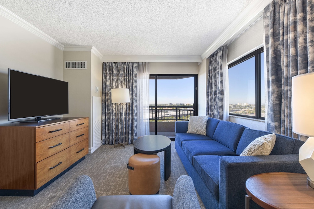 Embassy Suites by Hilton Anaheim Orange - photo 20