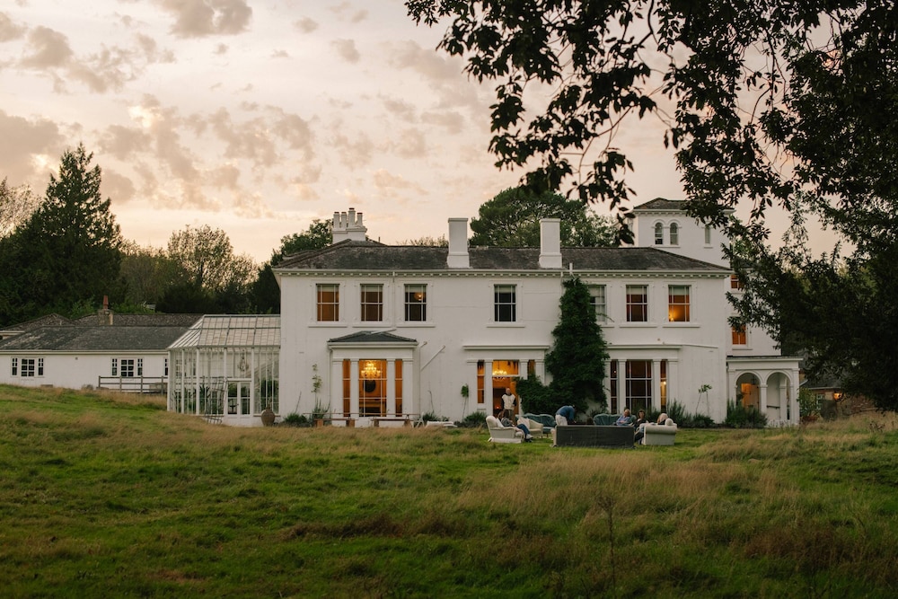 The Bennu in Midhurst, United Kingdom